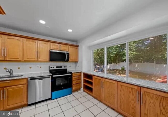 Foto del edificio - 4702 Eaton Pl