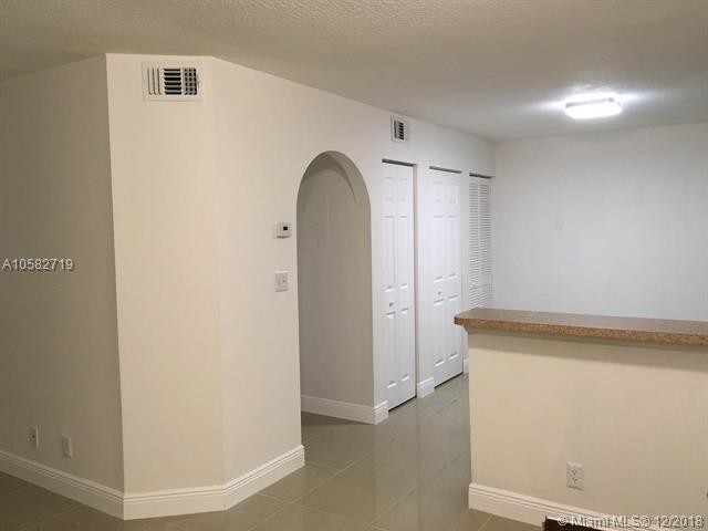 Primary Photo - 10155 W Sunrise Blvd