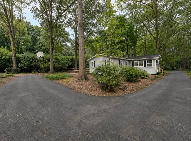 Foto del edificio - 14269 Phillips Rd