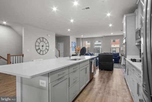 Foto del edificio - 44579 Wolfhound Sq
