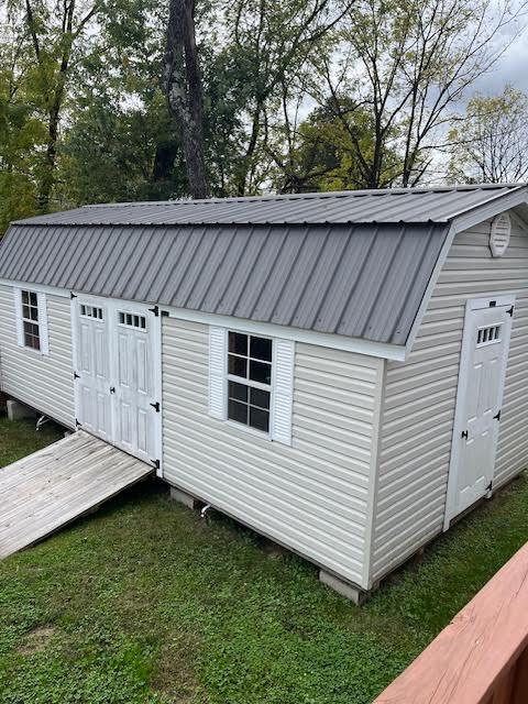 Building Photo - 1844 Willow Rd