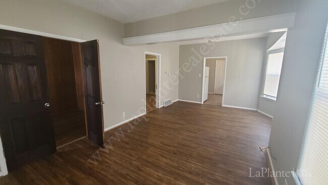 Foto del edificio - Two Bedroom Bungalow for Rent