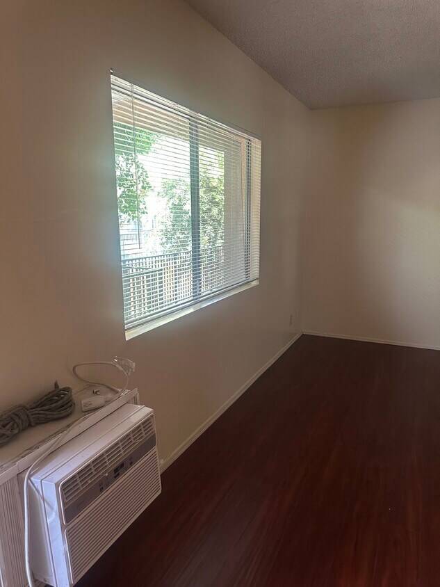 Photo - Apartment In Van Nuys