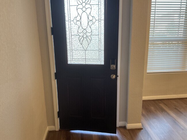 Foto del edificio - 4/2.5 plus office