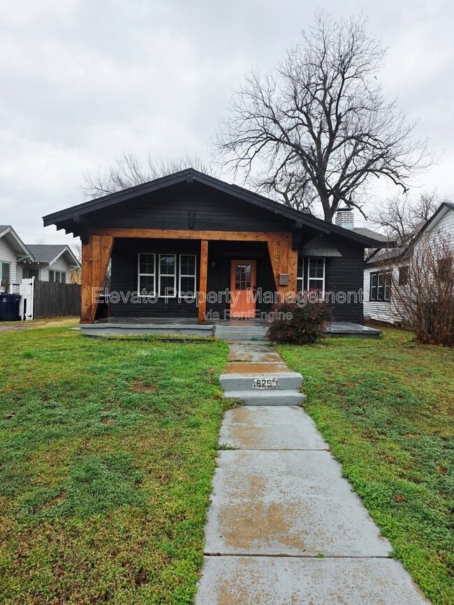 Photo - 1625 NW 33rd St House