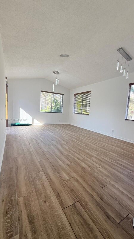 Foto del edificio - 15825 SW 11th St