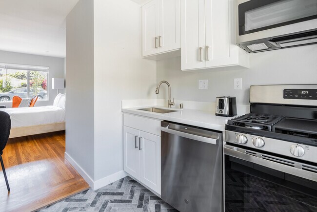 Foto del edificio - 1058 Noel Dr