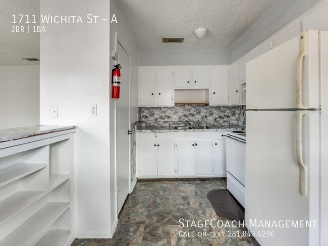 Foto del edificio - 1711 Wichita St