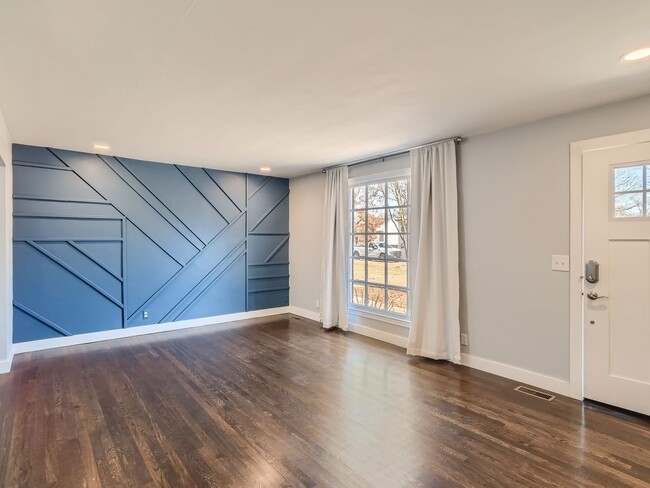 Building Photo - 4 Bed 2.5 Bath Single Story Home in Heart of East Nashville