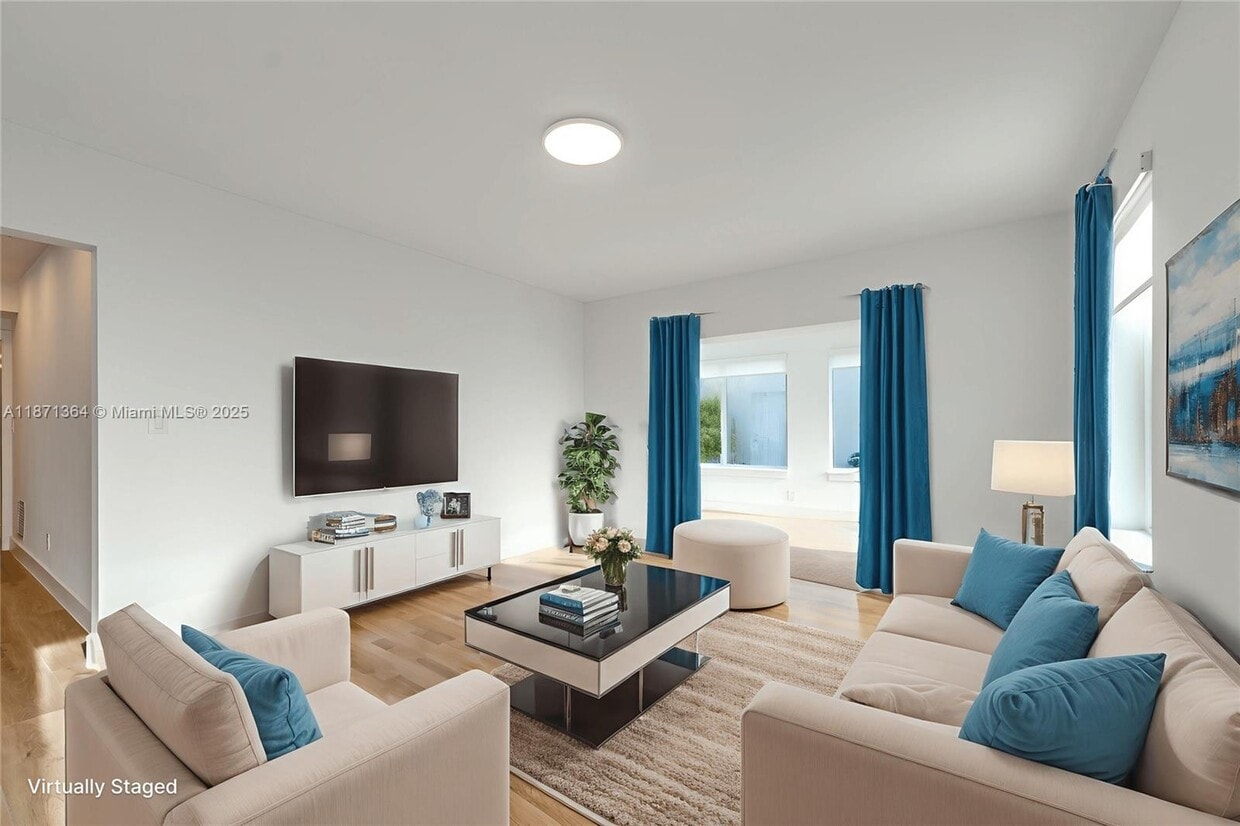 Foto principal - 3160 S Le Jeune Rd