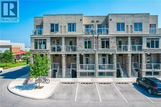 Building Photo - 5016 Serena Dr