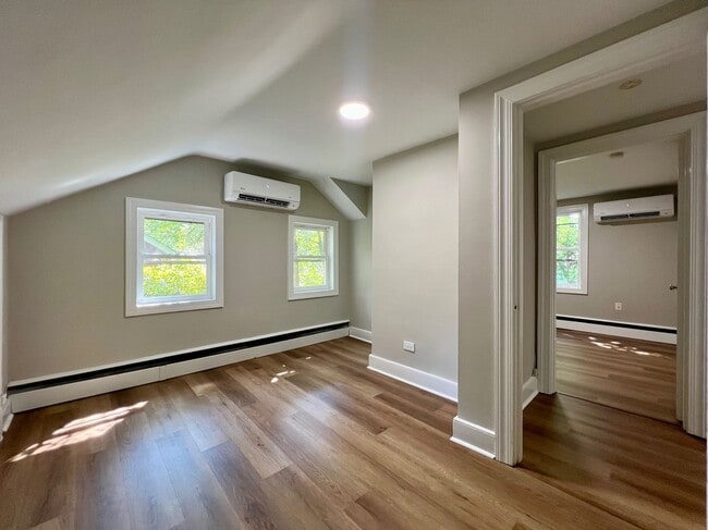 Foto del edificio - Pet-Friendly Fry's Spring Apartment