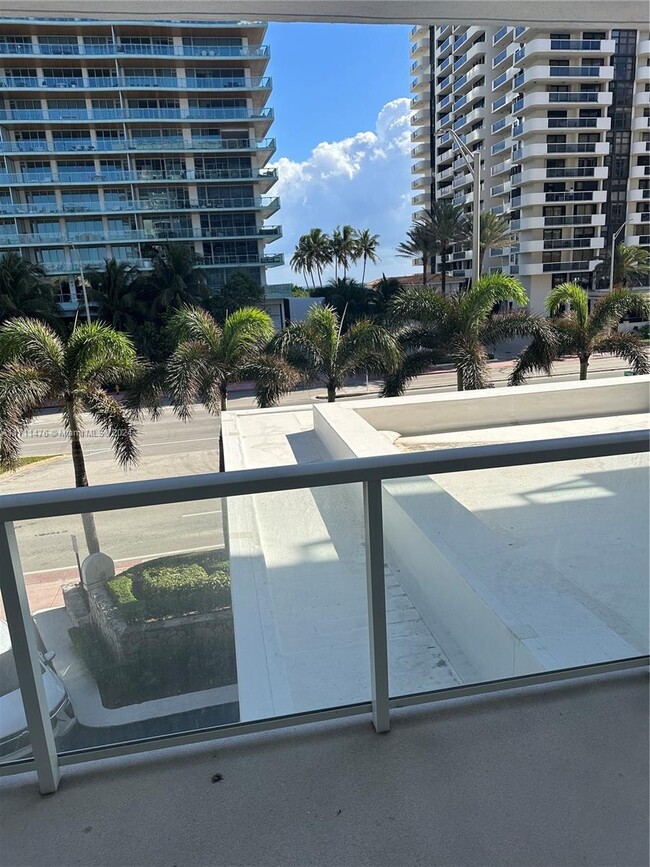 Building Photo - 5750 Collins Ave