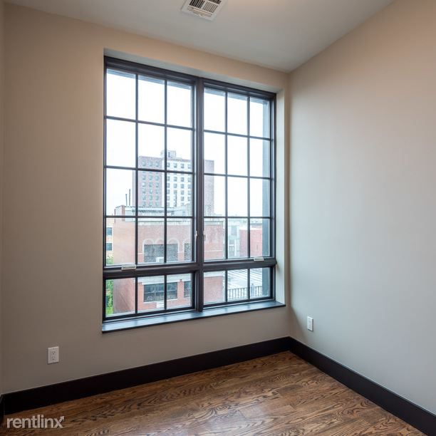 Foto del edificio - 875 Dekalb Ave