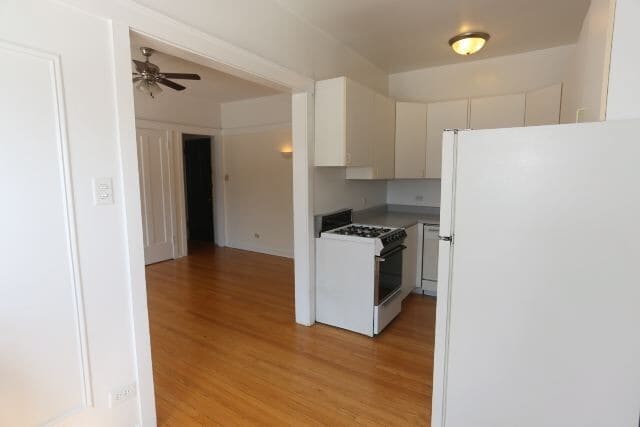 Foto del edificio - 821 W Waveland Ave