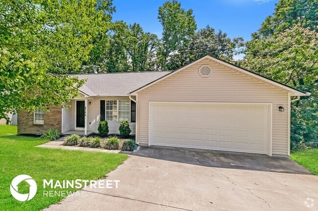 Building Photo - 8244 Oak Terrace Ln