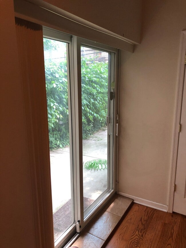 Photo - 2144 Christian St Townhome
