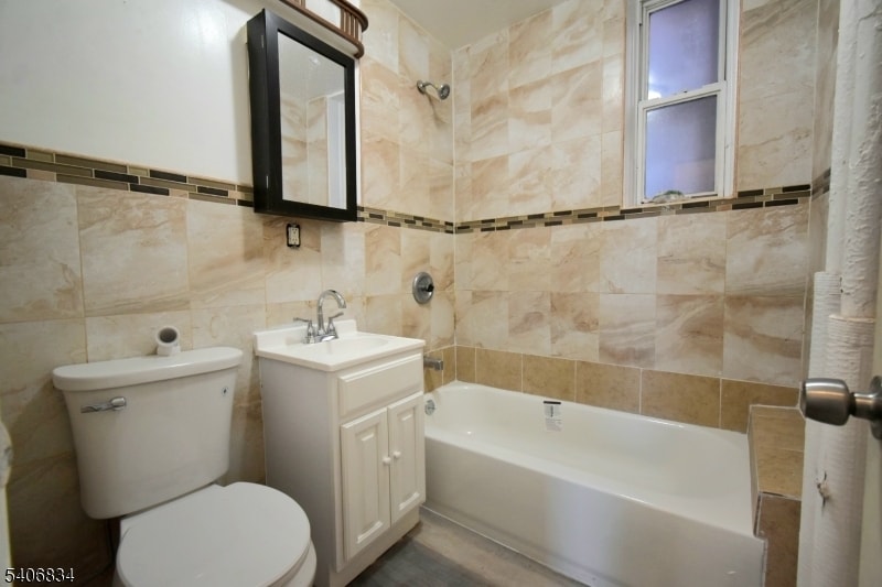 Building Photo - 148 Chancellor Ave