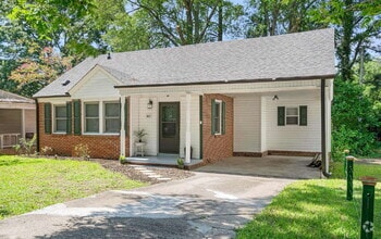 Building Photo - 811 Rountree St NE