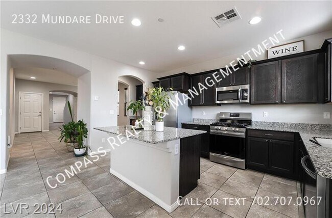 Building Photo - 2332 Mundare Dr