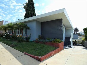 Building Photo - 1946 Holmby Ave