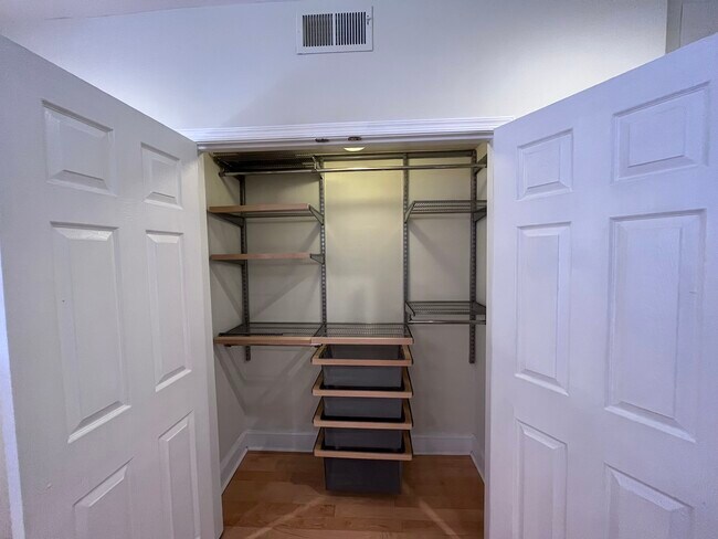 Foto del edificio - 1438 Columbia Rd NW