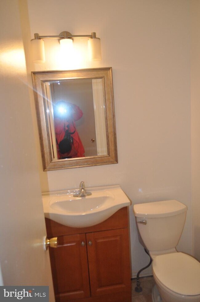 Foto del edificio - 9302 Jarrett Ct