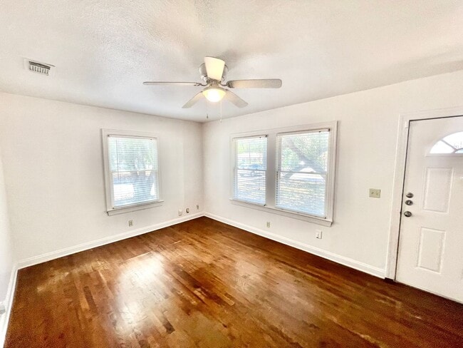 Foto del edificio - South Central Cottage in Austin