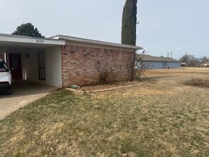 Building Photo - 3110 Jackson St