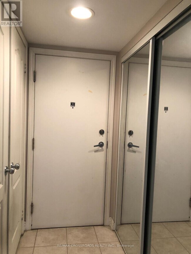 Photo du bâtiment - 407-1-401 Rean Dr