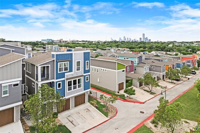 Foto del edificio - 2900 Pither Ln