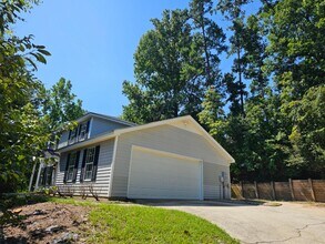 Building Photo - 119 Maple Creek Dr