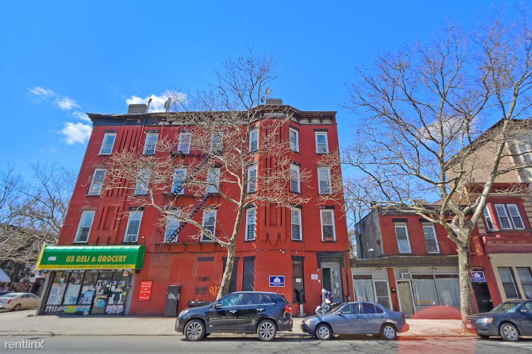 Primary Photo - 182 Ralph Ave