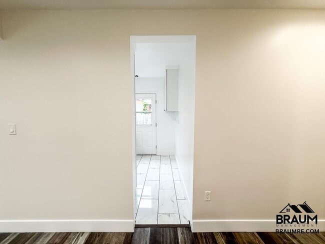 Building Photo - 1622-1624 S. CARMELINA