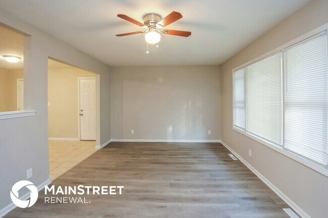 Foto del edificio - 6702 Fairlane Dr