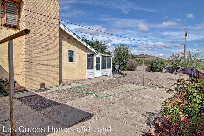 Foto del edificio - 4 br, 2.5 bath House - 2329 Webb