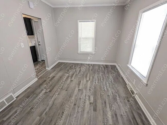 Foto del edificio - 617 Nicholas St