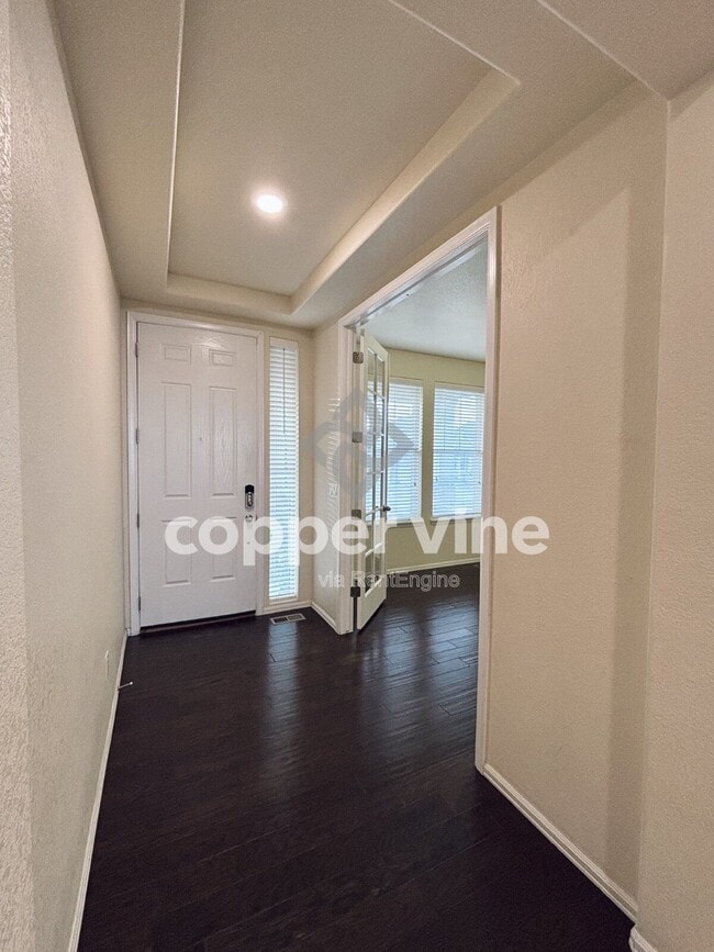 Foto del edificio - 14240 Hudson St