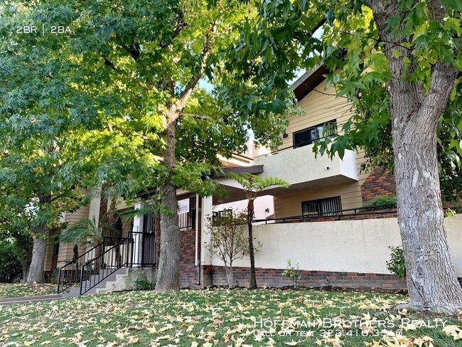 Building Photo - 1010 E Acacia Ave Glendale, CA 91205