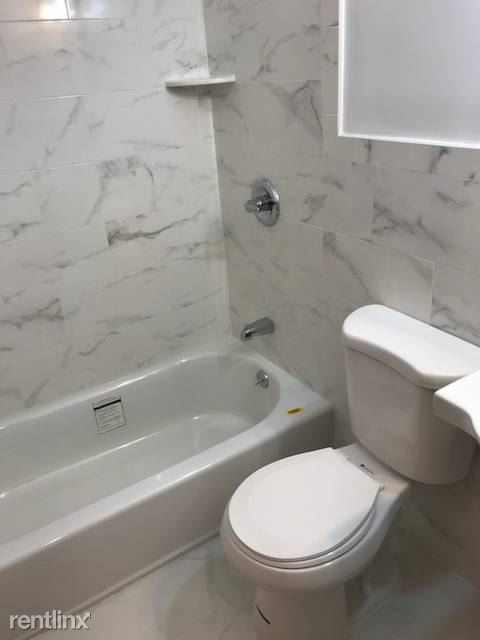 Building Photo - 12517 9th Ave