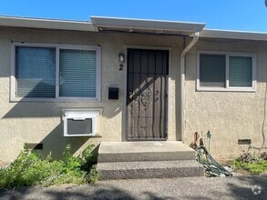 Building Photo - 540 Gilbert Ave