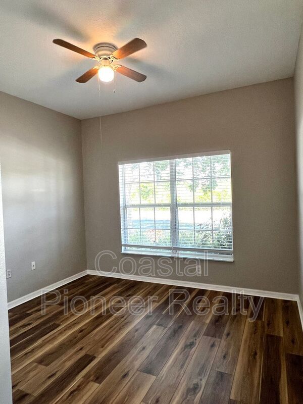 Foto del edificio - 18838 New Passage Blvd