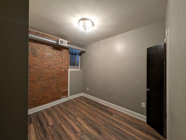 Building Photo - 5737 Kentucky Ave