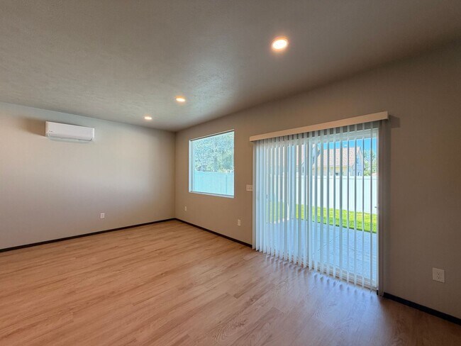Foto del edificio - 4468 W 30th Ave