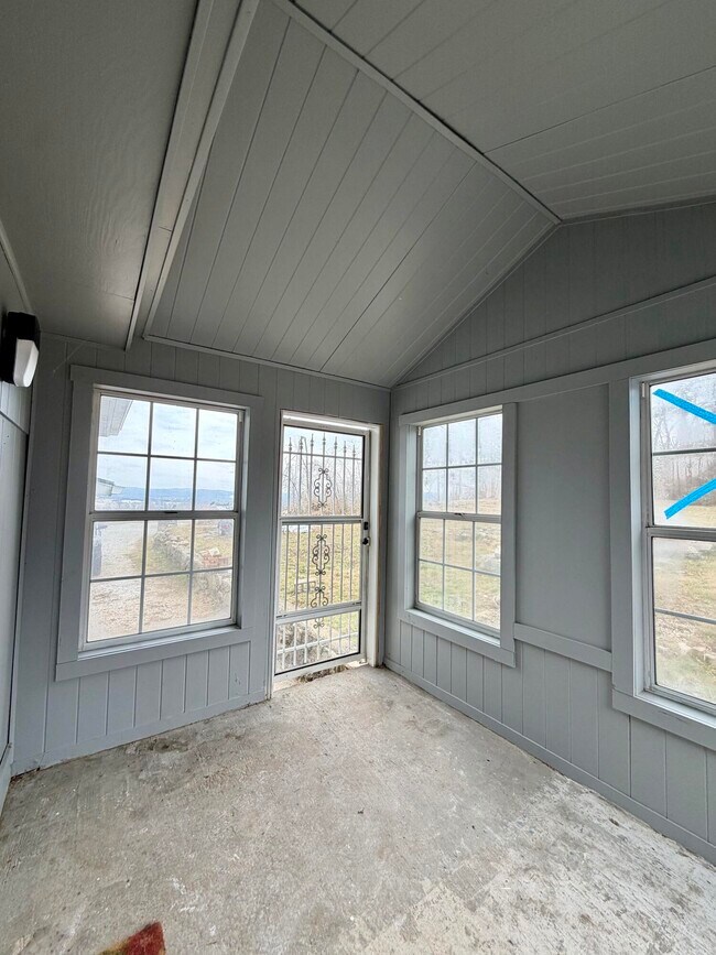 Foto del edificio - 253 Magnolia Ave