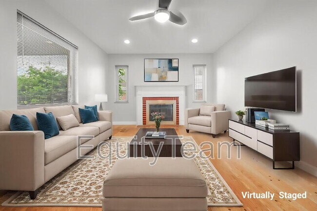 Building Photo - 6819 Elwynne Dr