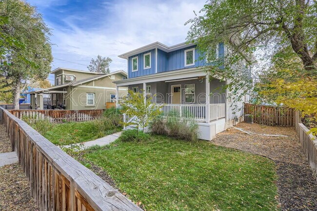 Foto del edificio - 2474 Eaton St