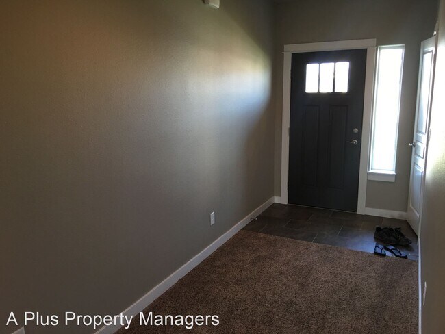 Building Photo - 3 br, 2 bath House - 13320 N Telluride Loop