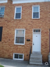 Building Photo - 2727 Mura St