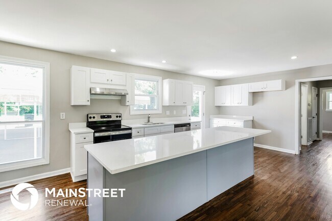 Foto del edificio - 2923 Hillhurst Dr